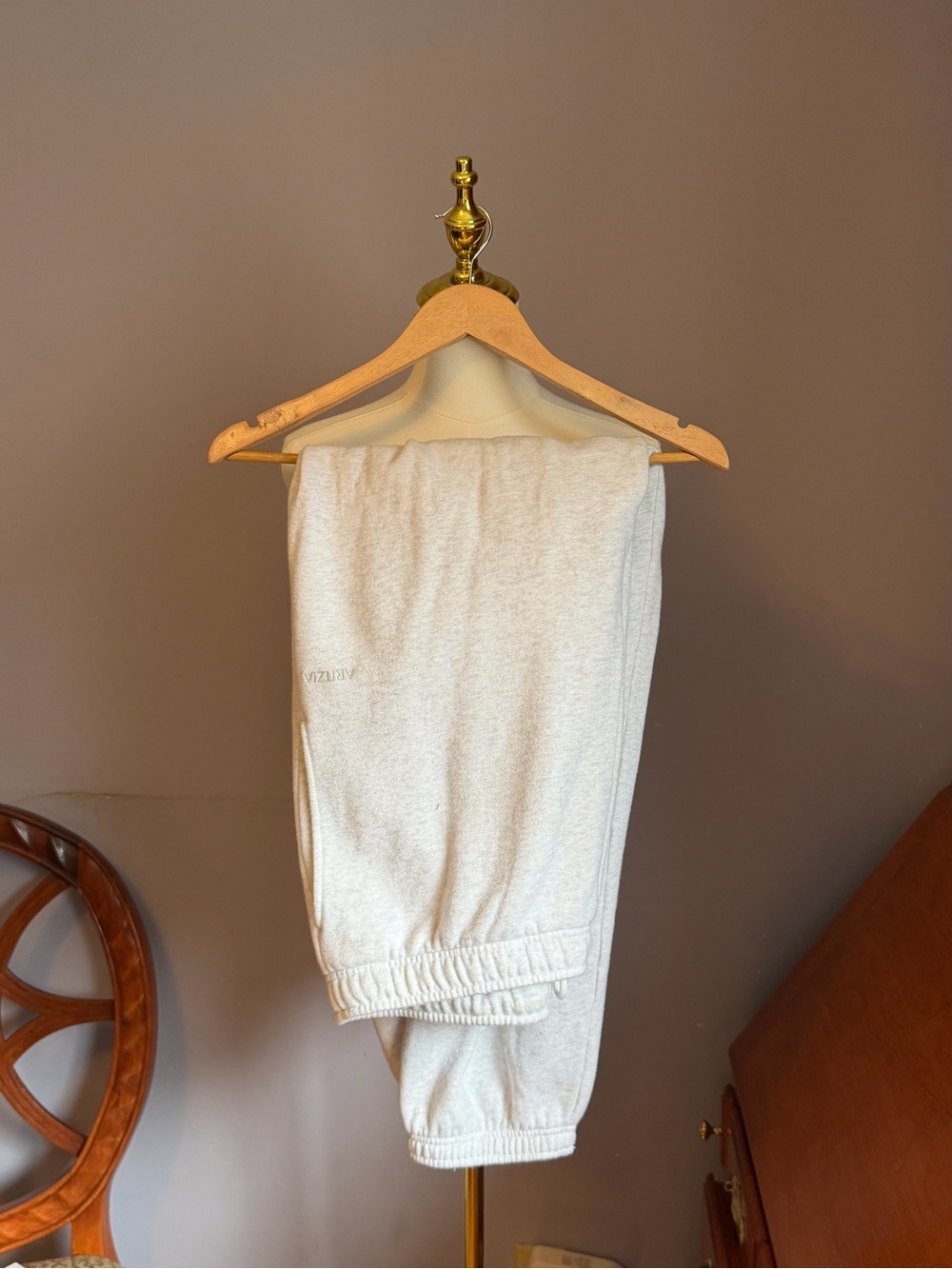 Aritzia Heather Cloud White Mega Sweatpants